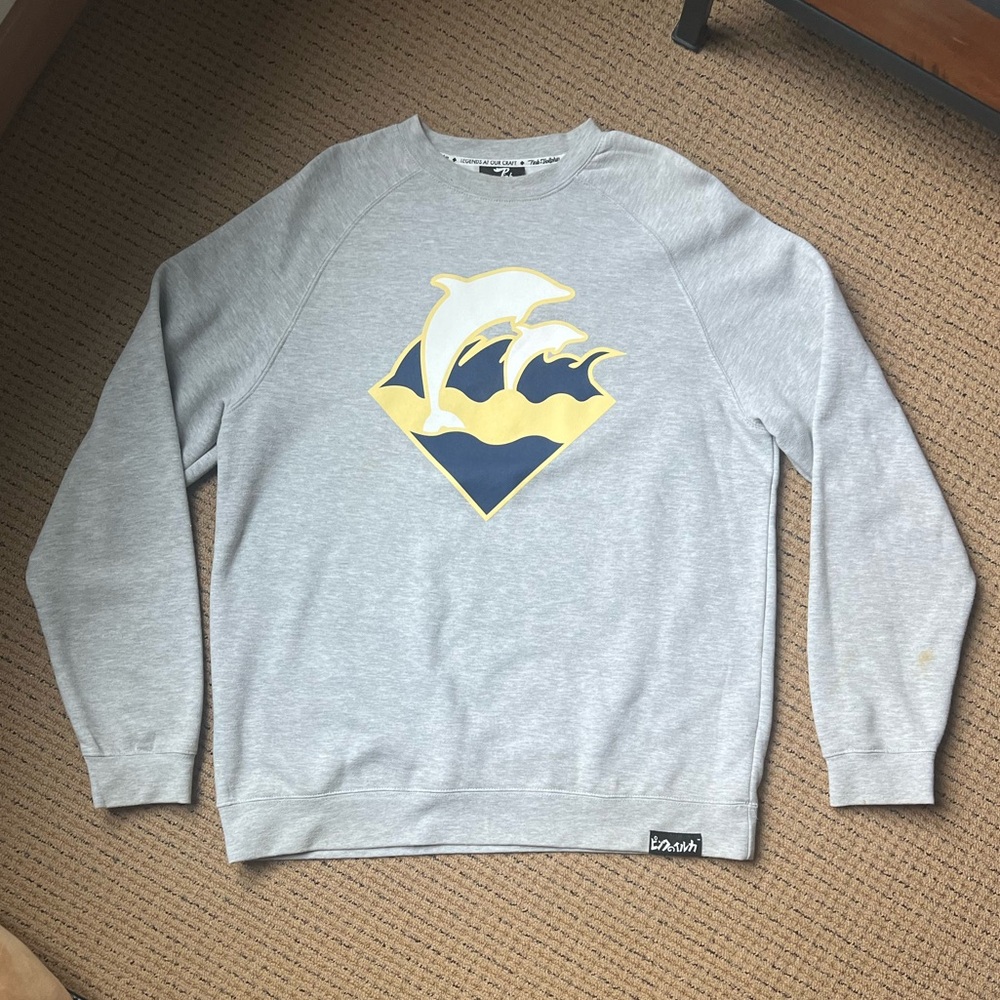 USED Men’s Pink Dolphin Gray Crewneck Sweatshirt